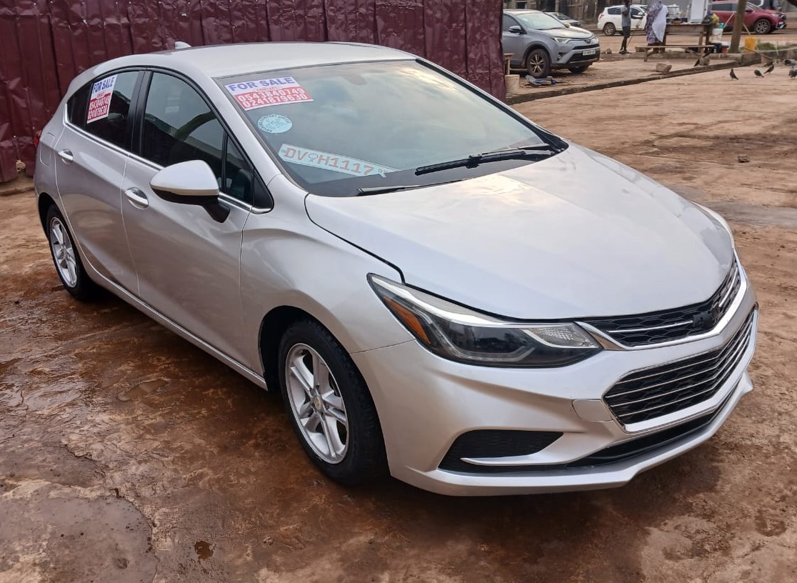 2017 CHEVEROLET CRUZE HATCHBACK