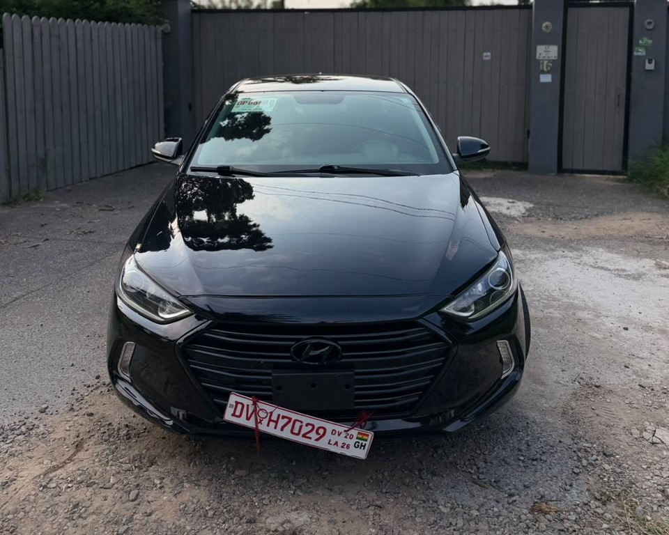 2017 HYUNDAI ELANTRA SE