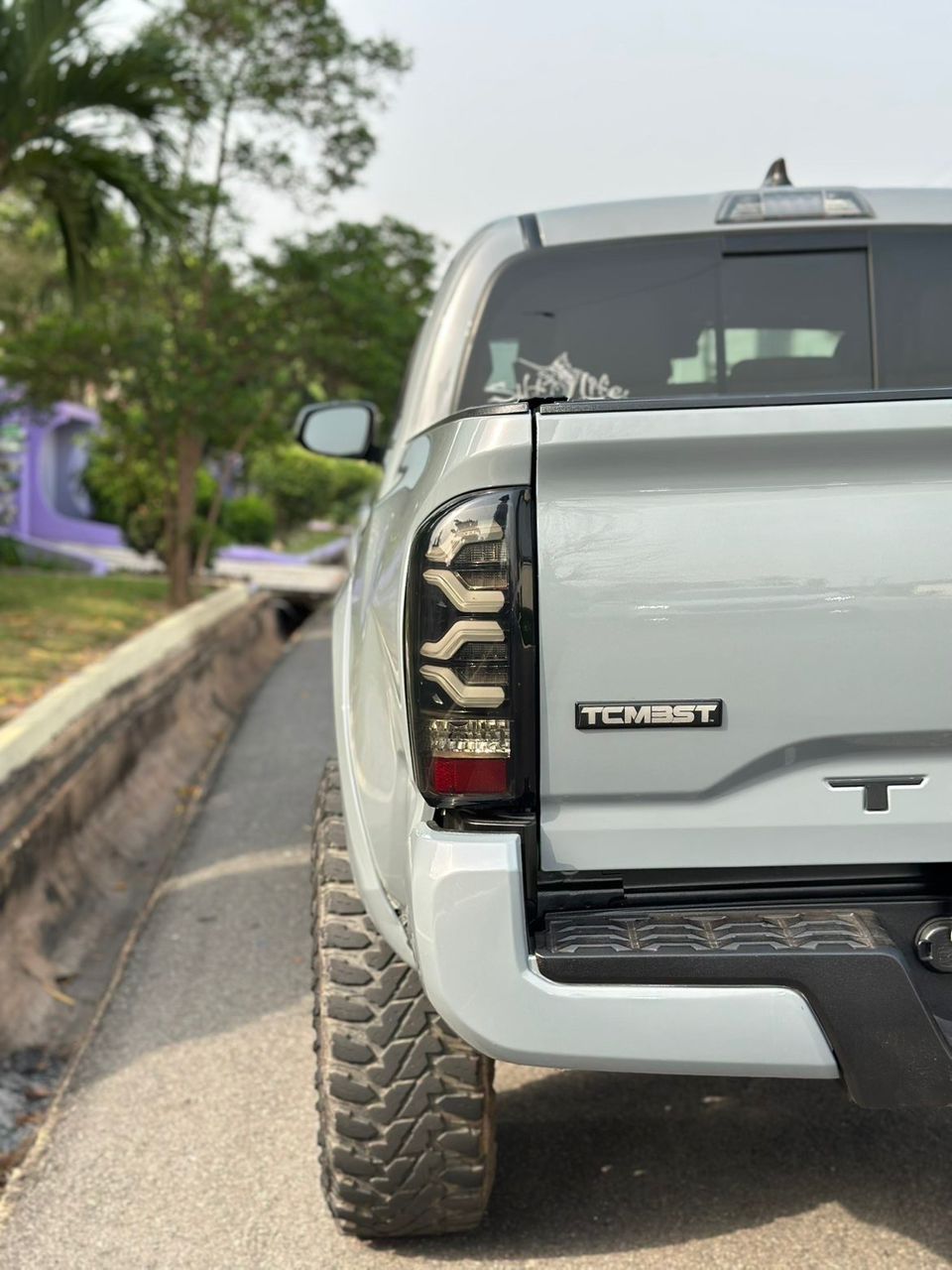2020 TOYOTA TACOMA V6 - View 4