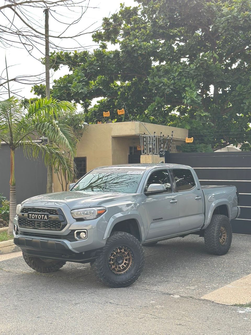 2020 TOYOTA TACOMA V6 - View 5