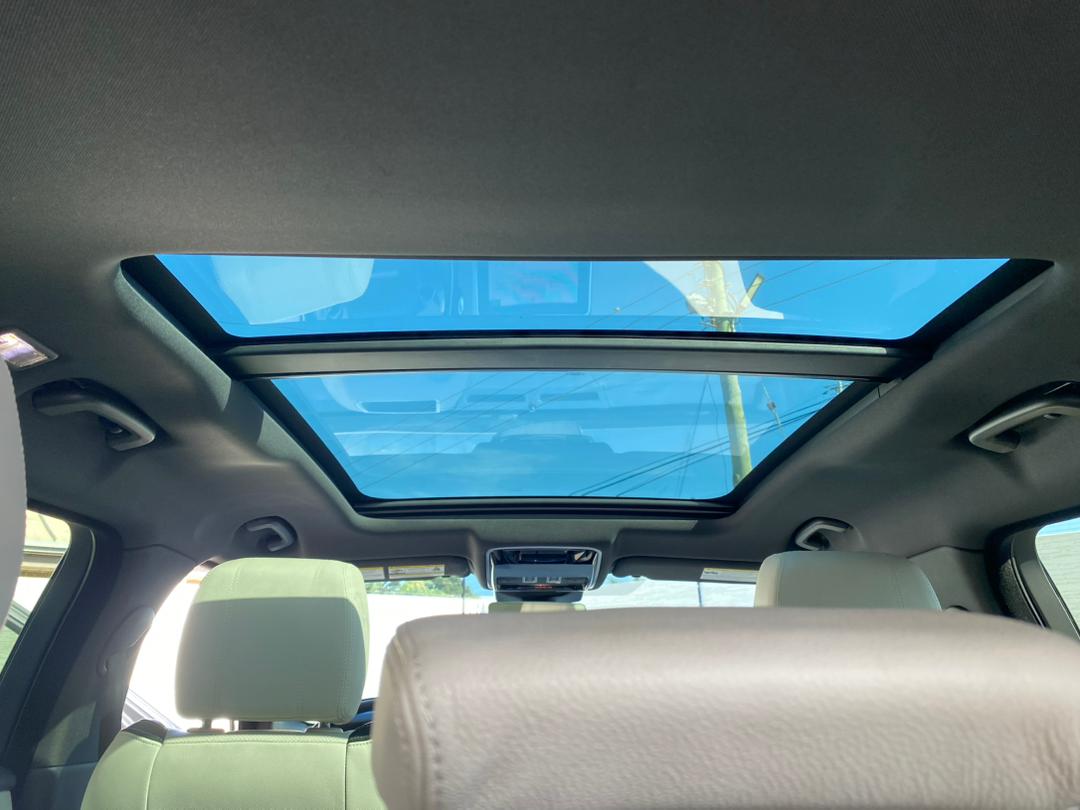 2020 RANGE ROVER VELAR P340 R DYNAMIC - View 8