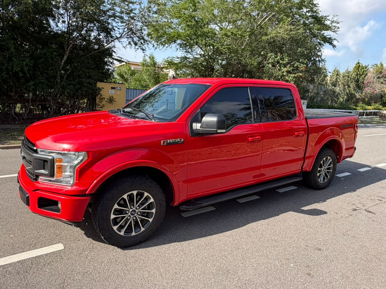 2019 FORD F150 XLT - View 3