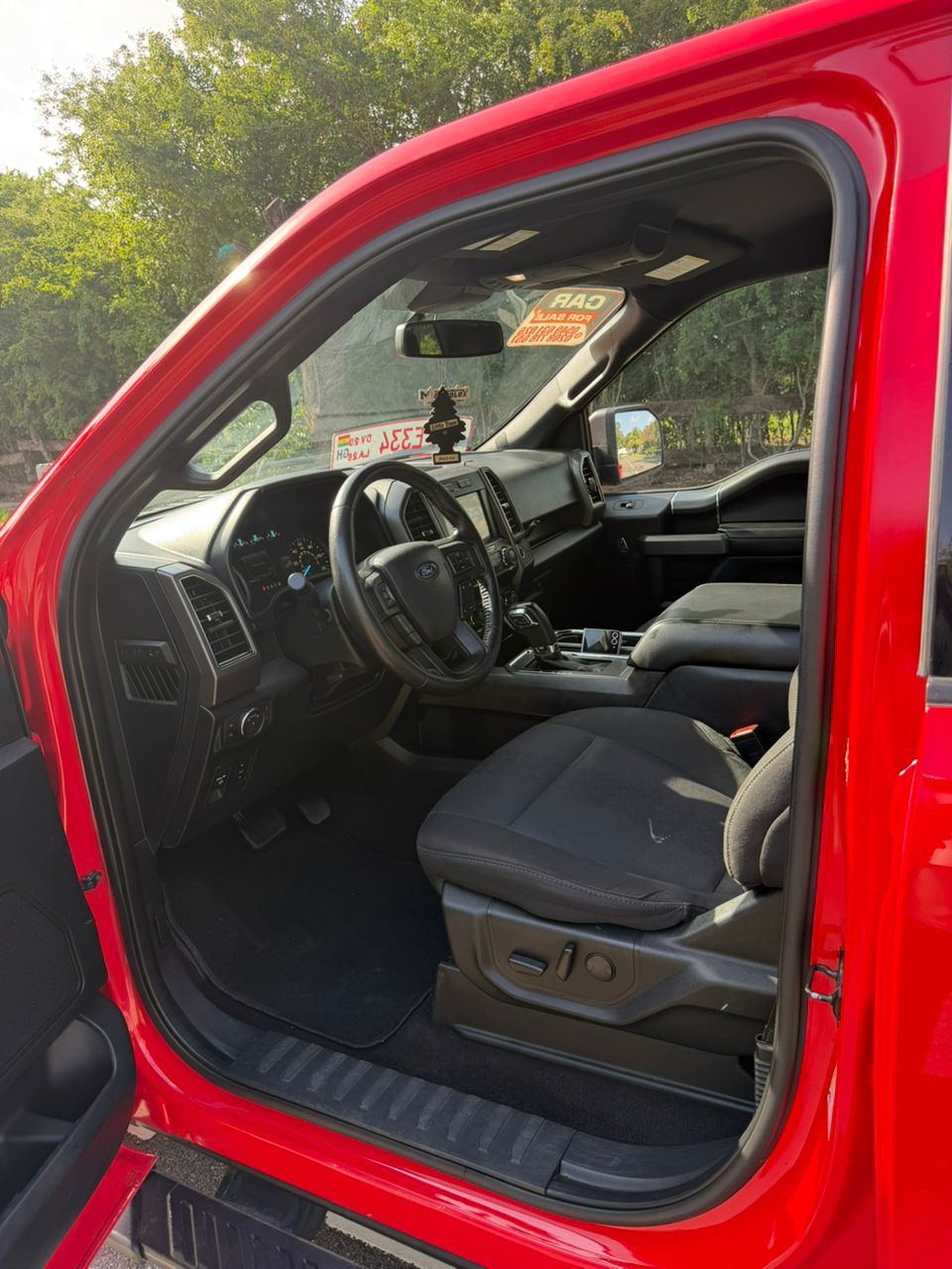 2019 FORD F150 XLT - View 5