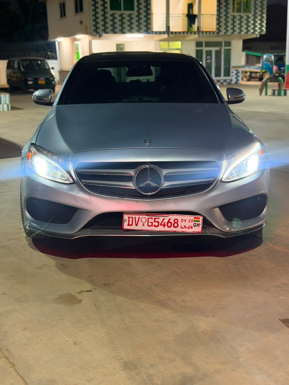 Mercedes-Benz C300 - View 8