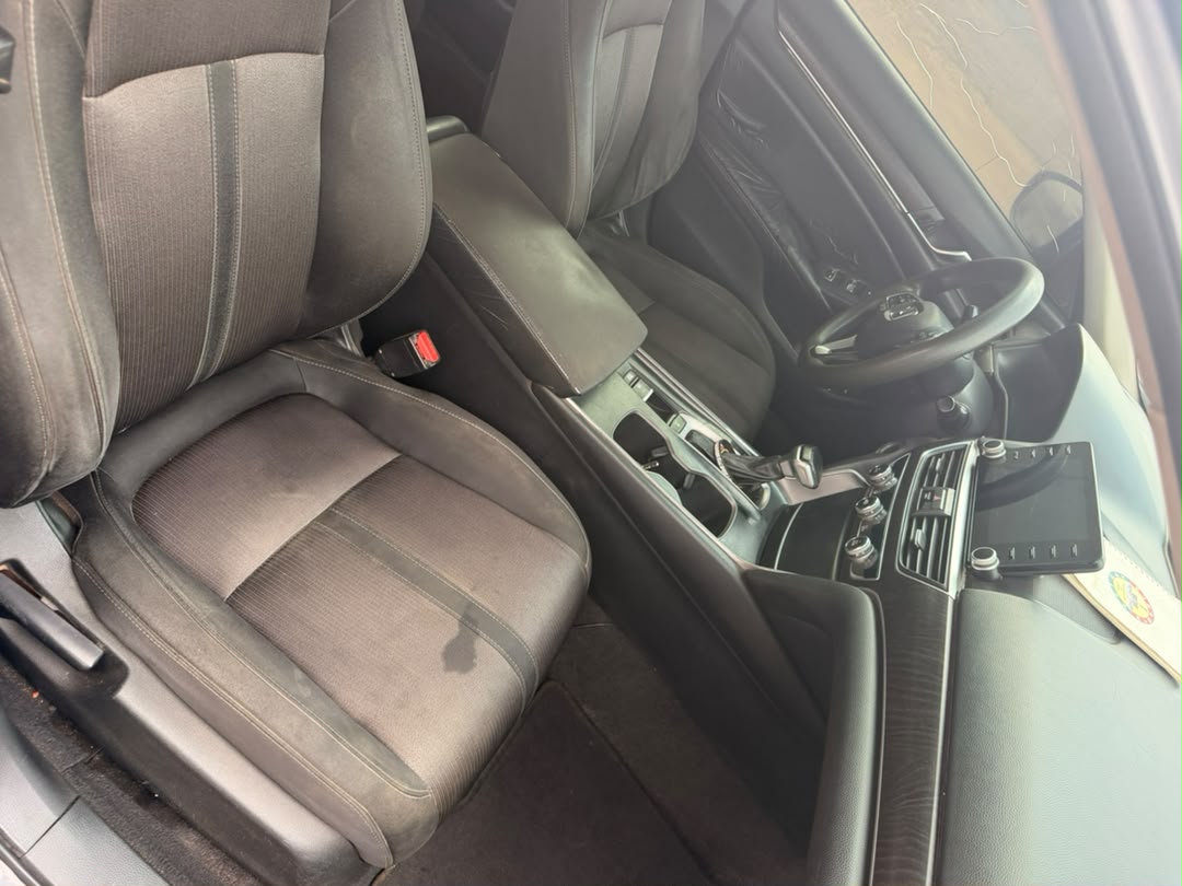 Honda Accord  - View 3