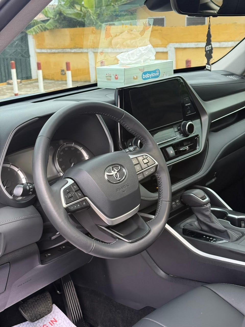 2024 Highlander - View 9