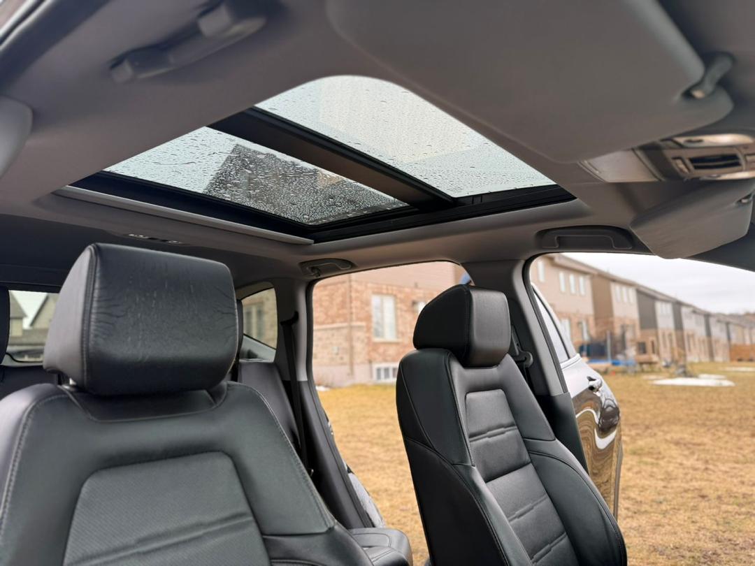 2018 HONDA CR-V TOURING AWD - View 9