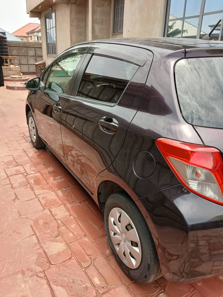2013 TOYOTA VITZ 4WD - View 8