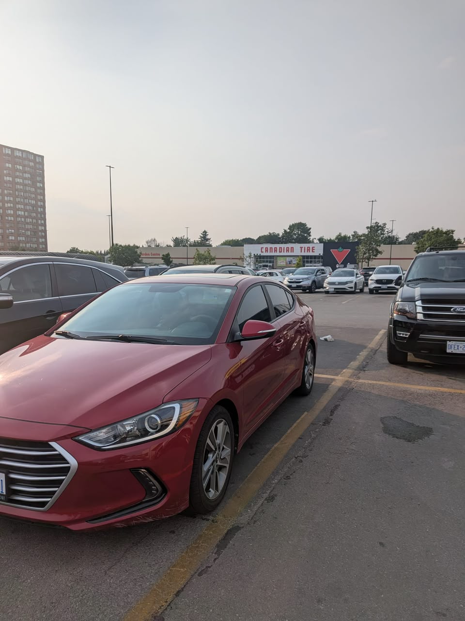2017 HYUNDAI ELANTRA SE - View 2