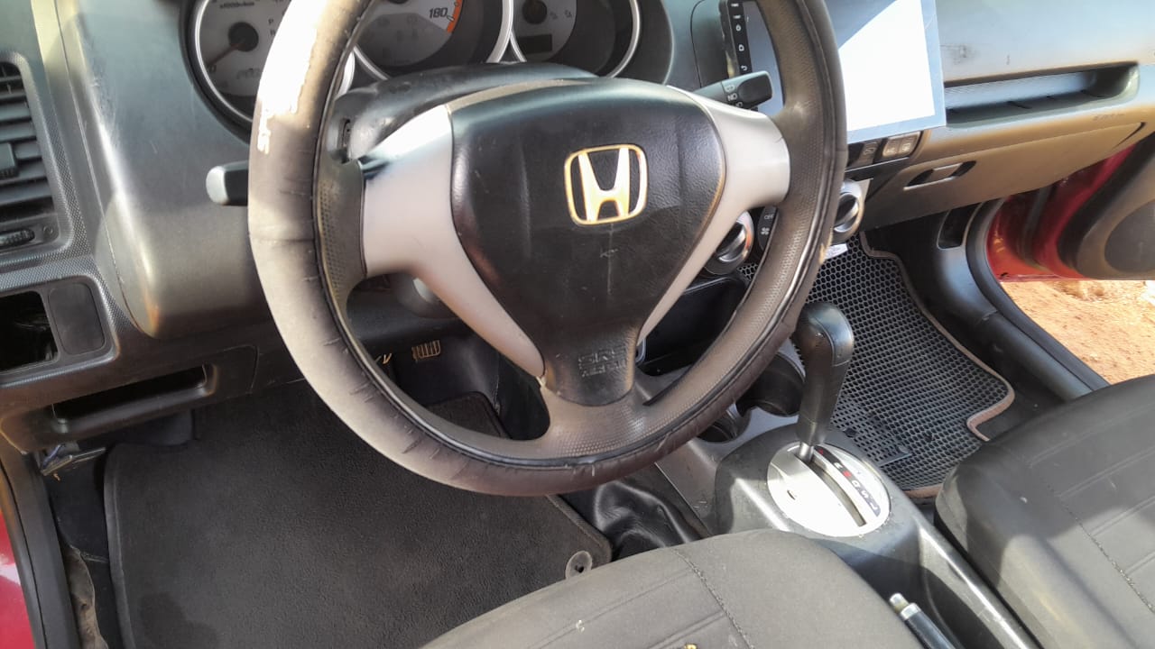 2008 HONDA FIT - View 2
