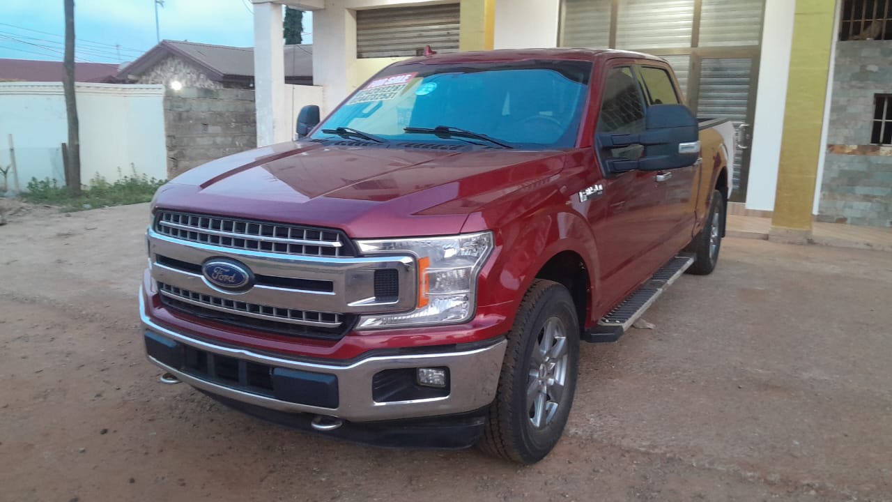 2019 FORD F150 XLT - View 2