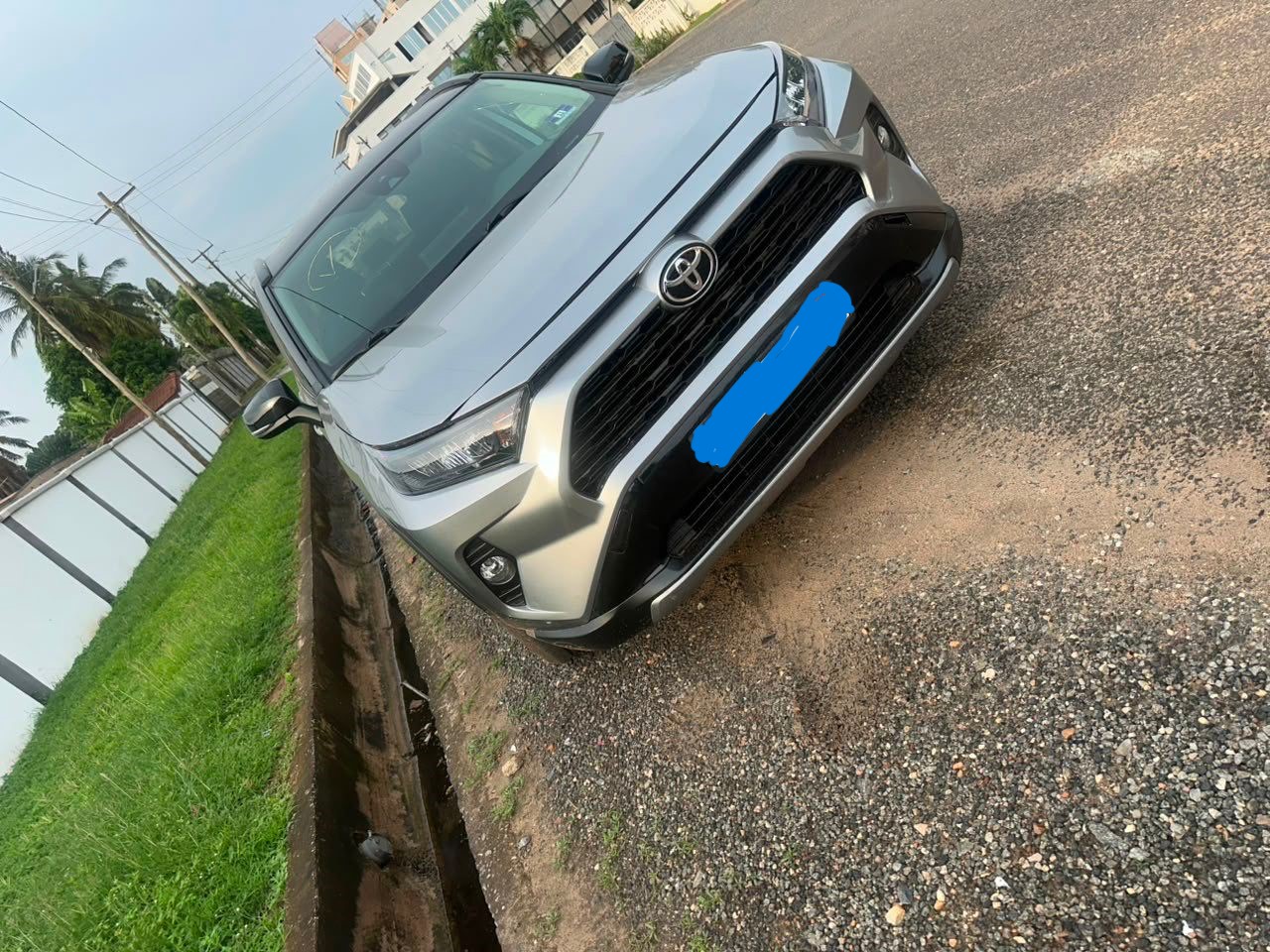 2020 TOYOTA RAV4 - View 3