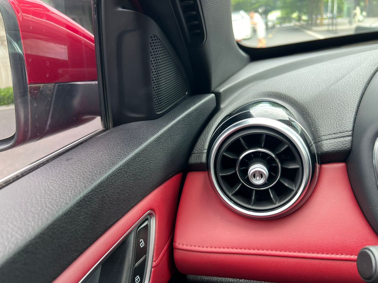 2022 MG HS - View 4
