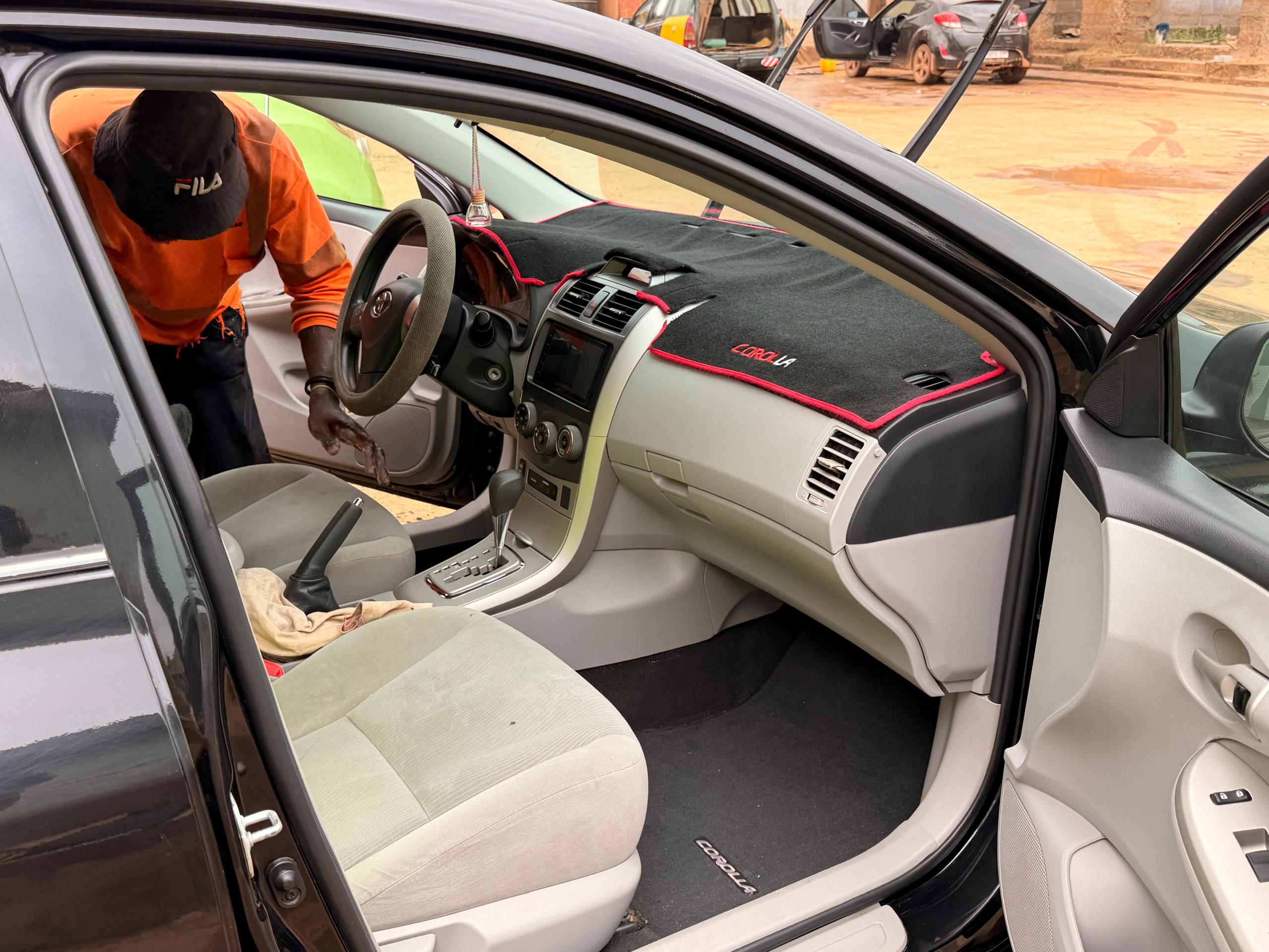 2013 TOYOTA COROLLA  - View 6
