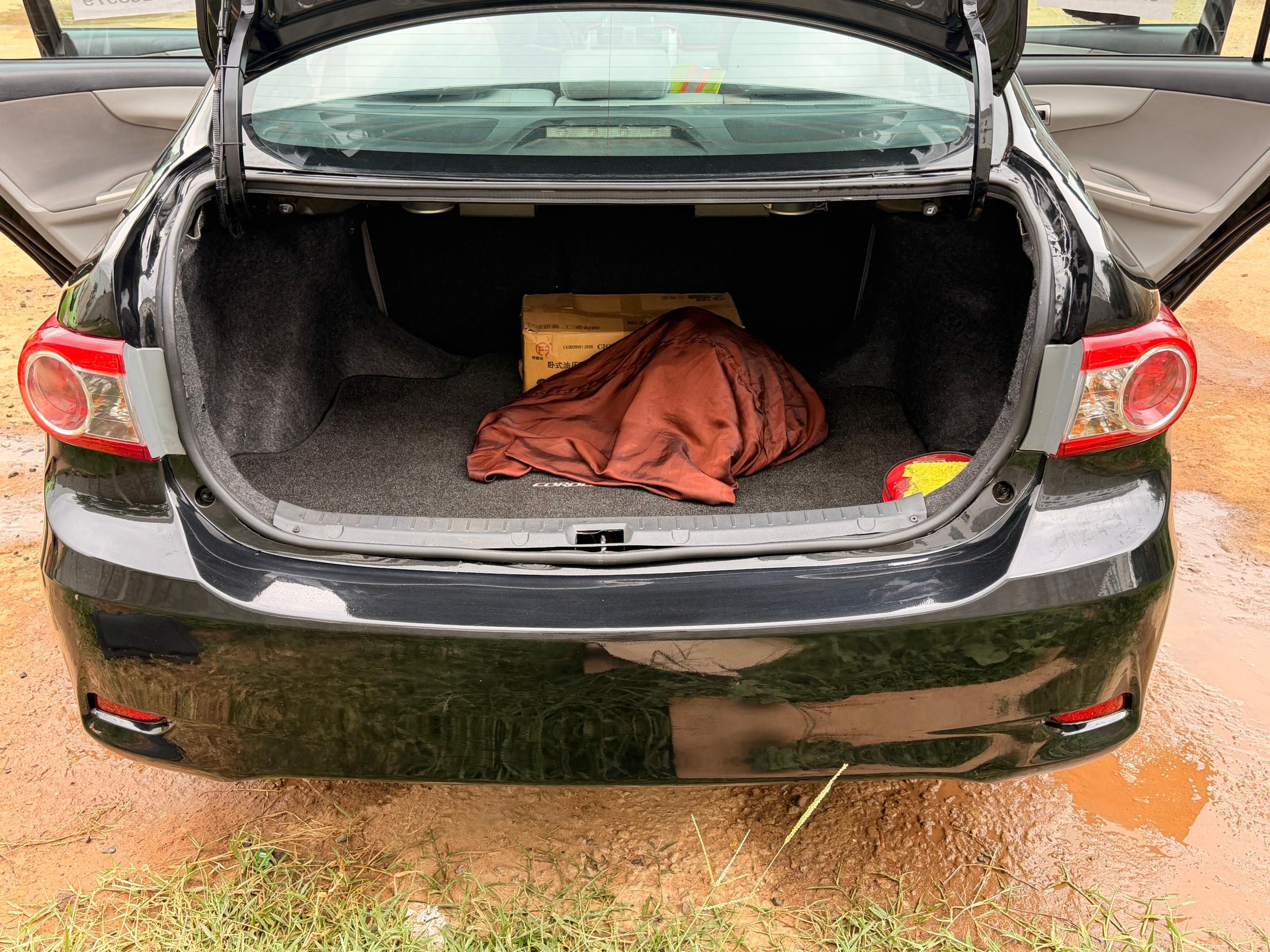 2013 TOYOTA COROLLA  - View 9