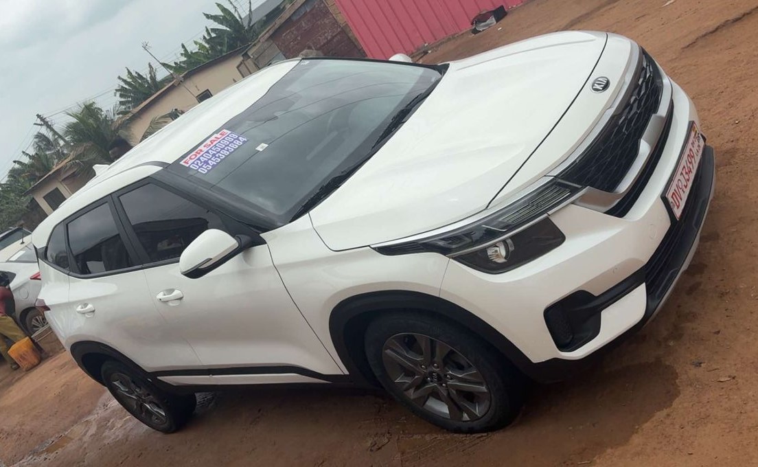 2021 KIA SELTOS - View 6