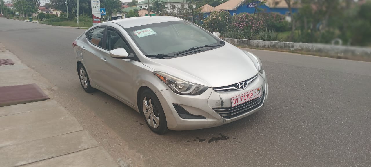 2016 HYUNDAI ELANTRA - View 3