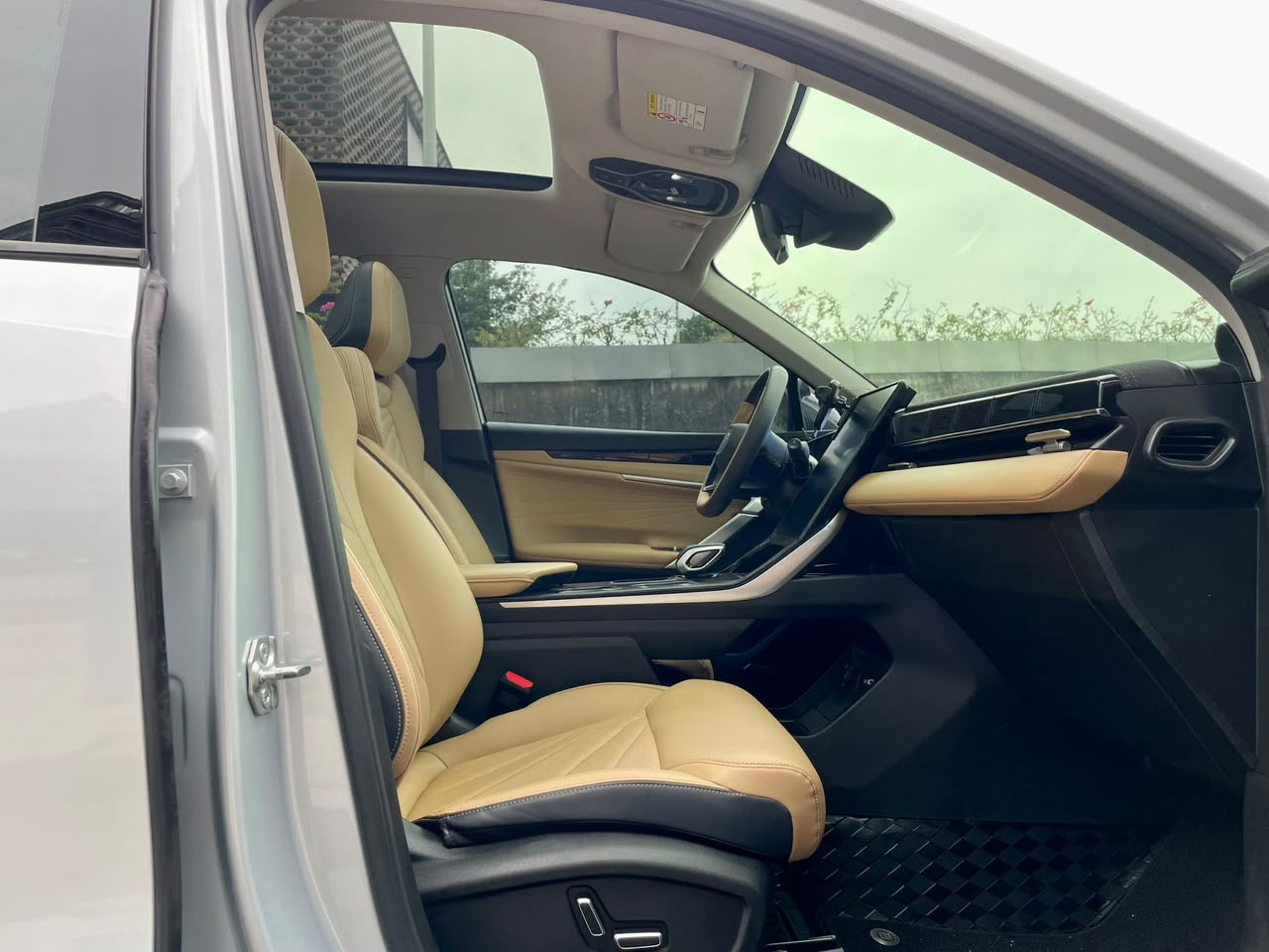 2023 GEELY BOYUE L 1.5TD DCT NOBLE  - View 14