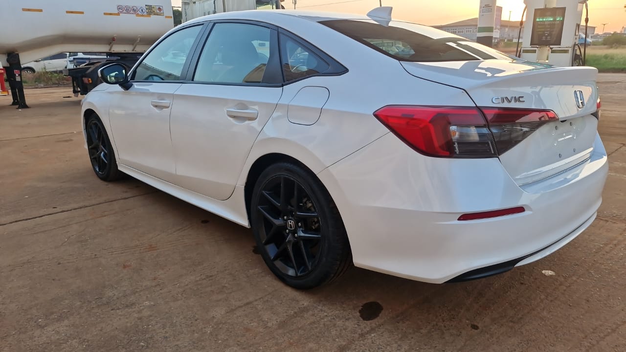 2023 HONDA ACCORD   - View 10